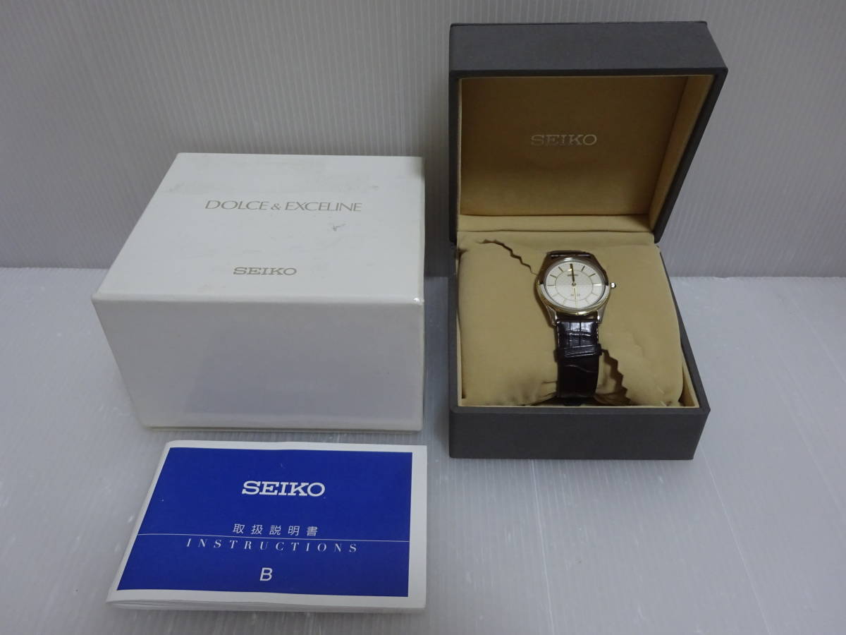 美品の方 SEIKO DOLCE セイコー ドルチェ 4J40-0AB0 腕時計