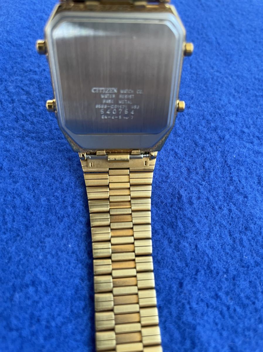 ゴールド アナデジテンプ CITIZEN 8988-Q01920 希少 レトロ 0