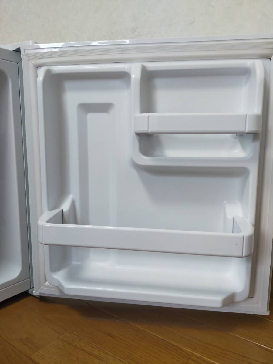 2019年製 ALLEGiA アレジア 冷蔵庫 小型 直冷式 一人暮らし 家庭用 46L コンパクト 1ドア ミニ AR-BC46-NW 送料無料_7