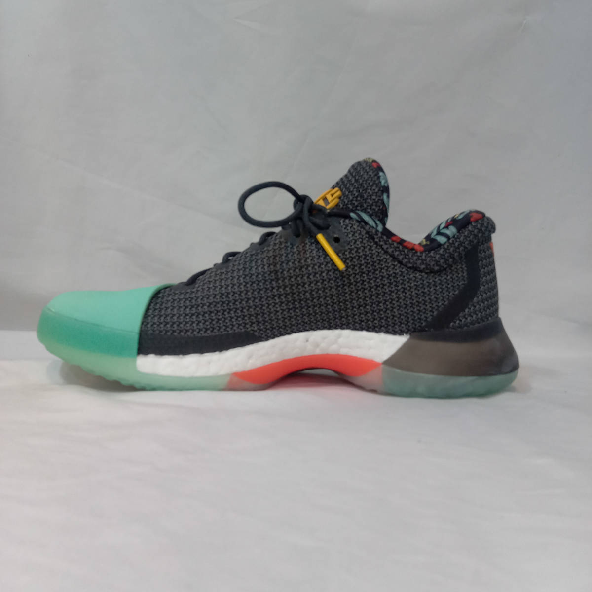 アディダス ハーデン ボリューム1adidas Harden Vol.1 Amazon 