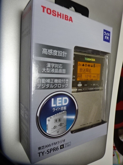 東芝 ワイドFM/AMポケットラジオ TY-SPR6-N 東芝 TY-SPR6-N ワイドFM⁄