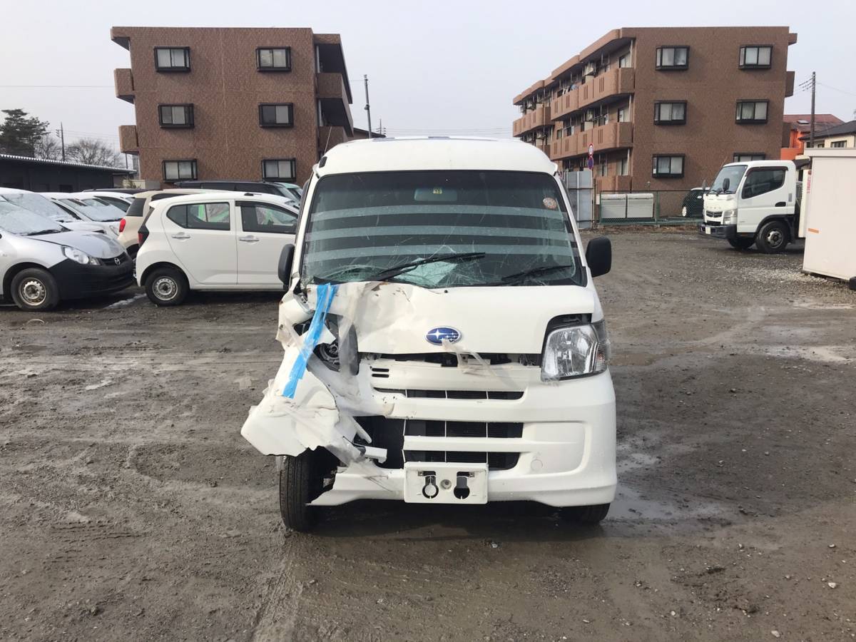 2-13 売切り H29年 サンバーバン 4WD トランスポーター S331B 事故現状