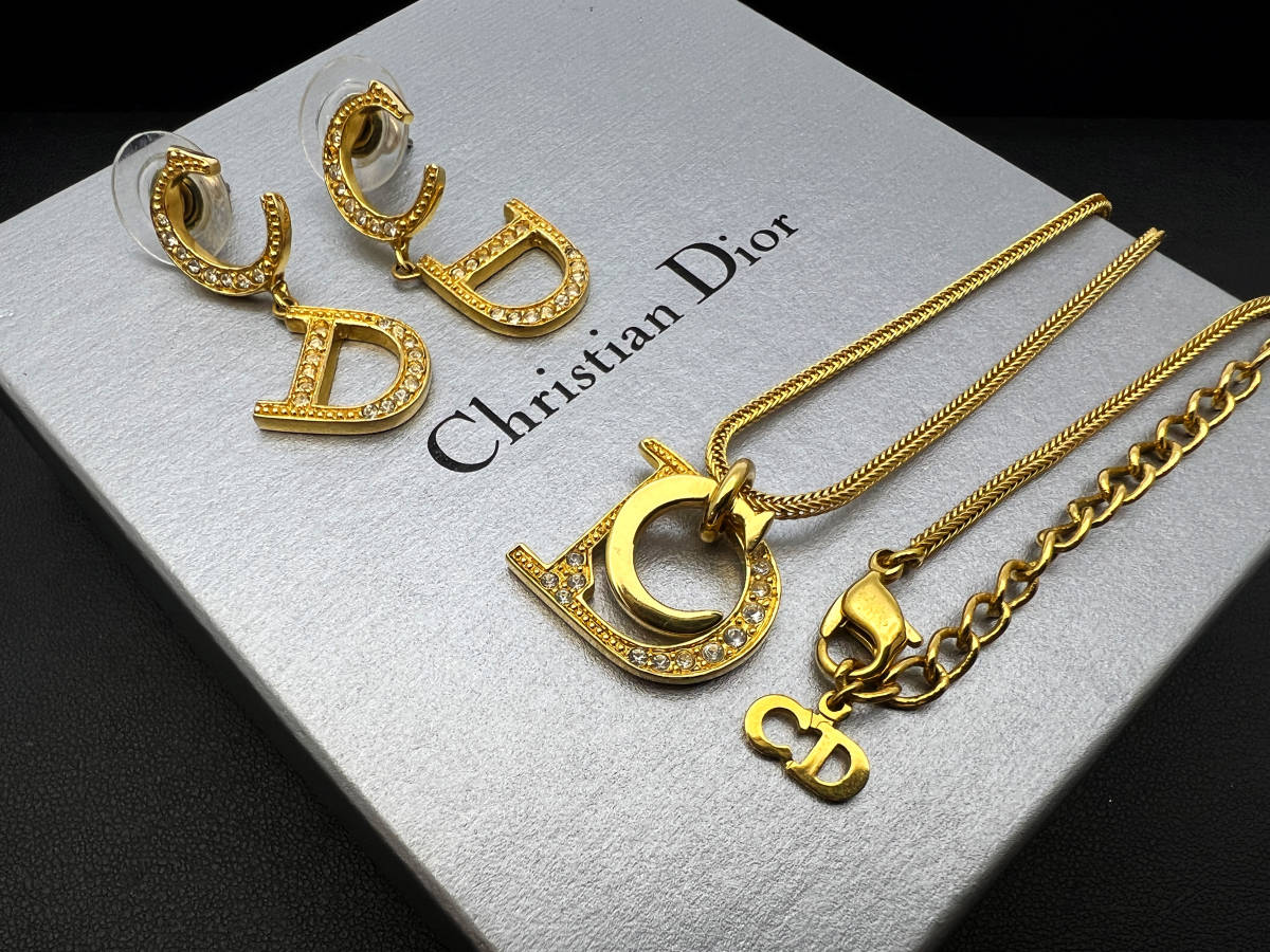 Christian Dior ネックレスとピアスセット Christian Dior