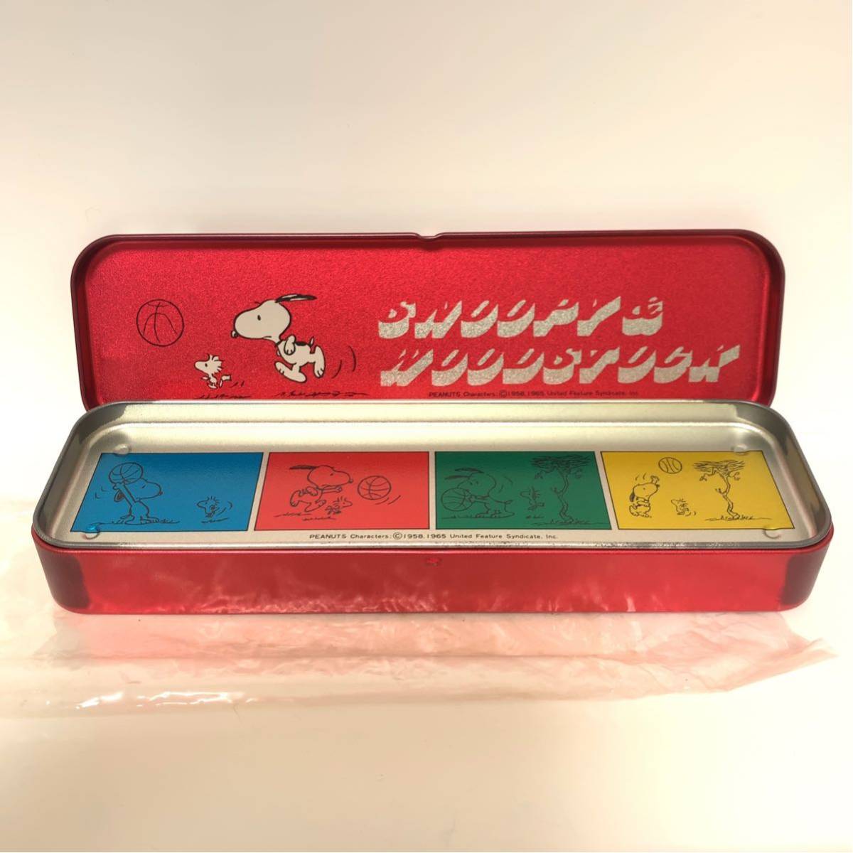 1965年製 SNOOPY スヌーピー サンリオ 当時物 缶ペン 文具 筆箱 昭和