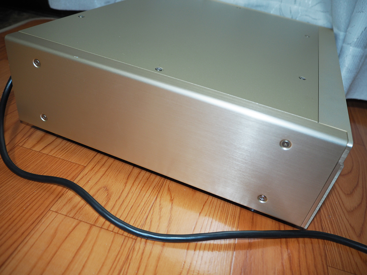 ピックアップ新品交換・レーザー調整他整備清掃済 動作品 SONY 最高級 