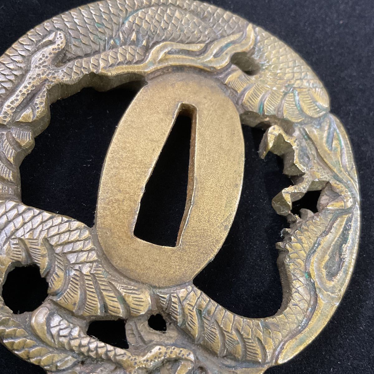 い06ラ松/時代 鍔 龍柄 透彫 武具 丸形 刀装具 龍図 日本刀 武具 古 