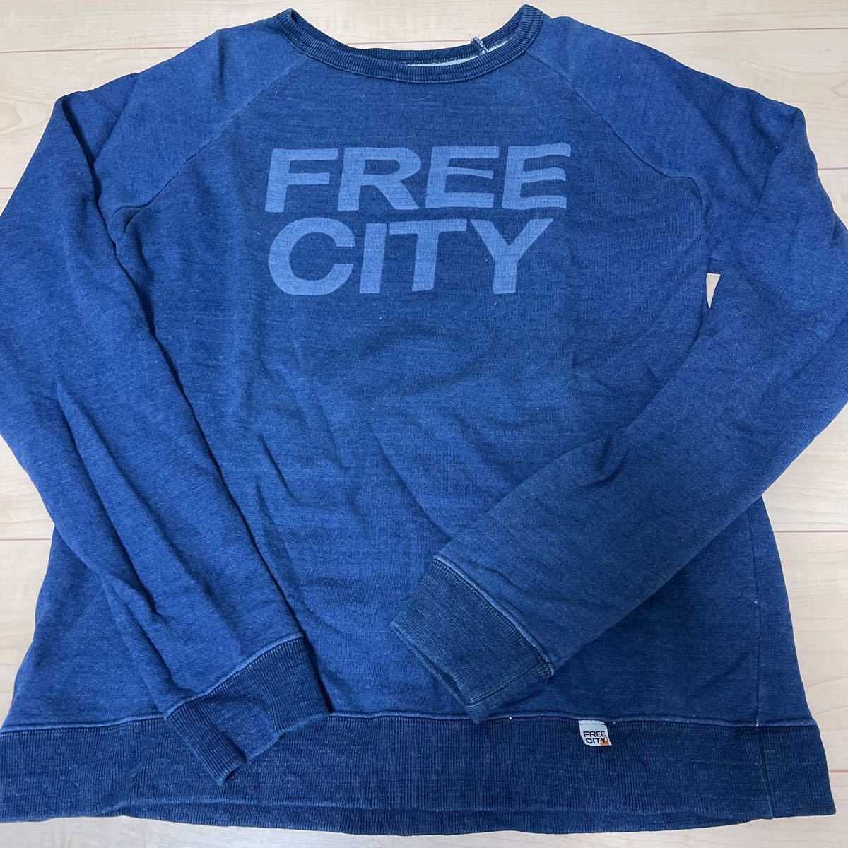  freecity スウェット 2 M(パーカ)｜売買されたオークション情報、yahooの商品情報をアーカイブ公開 - オークファン 男性用