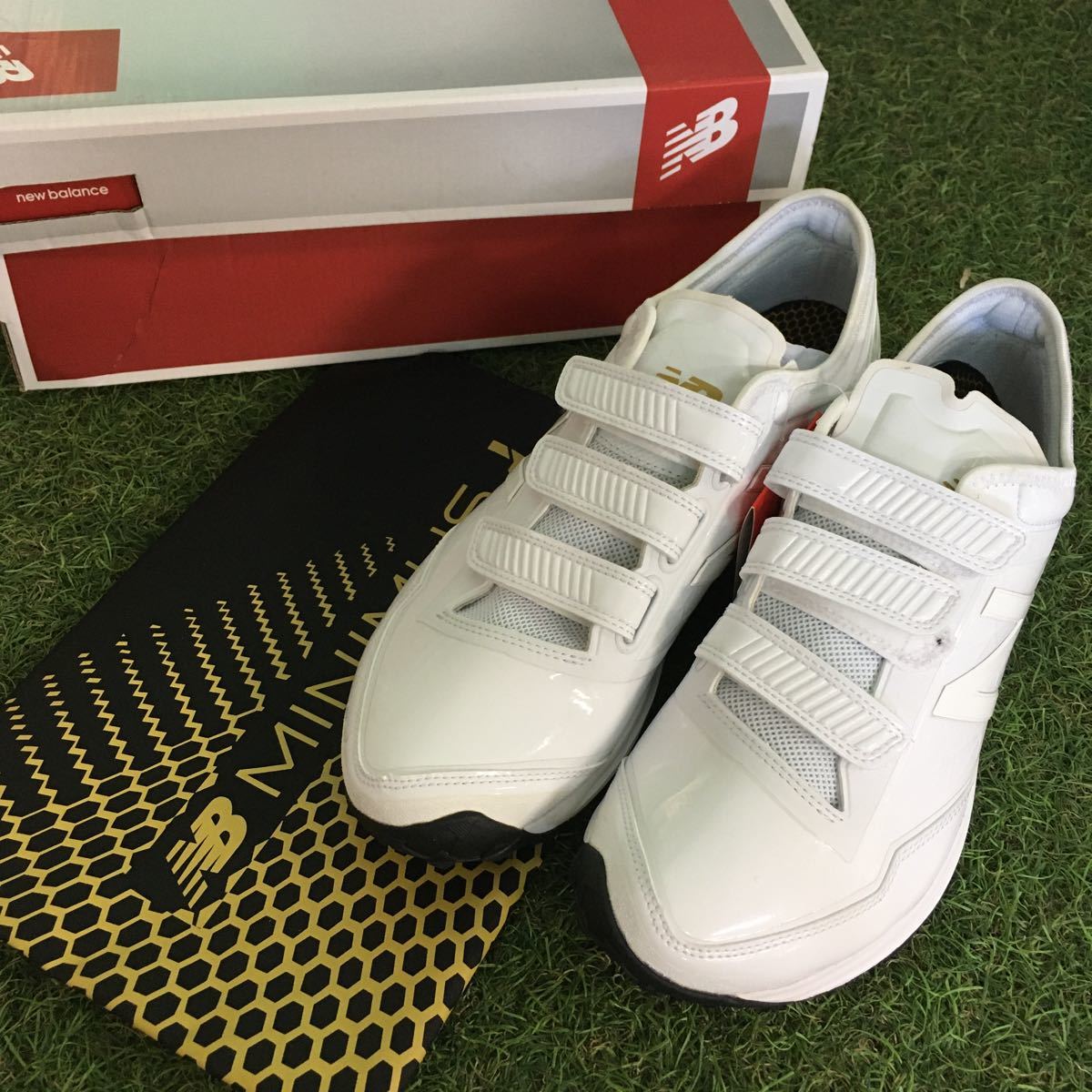 本物保証，格安 KD084 new balance ニューバランス トレーニングシューズ TMBB WT 28.0cm 野球 アップシューズ 展示品 シューズ(トレーニングシューズ)｜売買されたオークション情報、yahooの商品情報をアーカイブ公 大人用