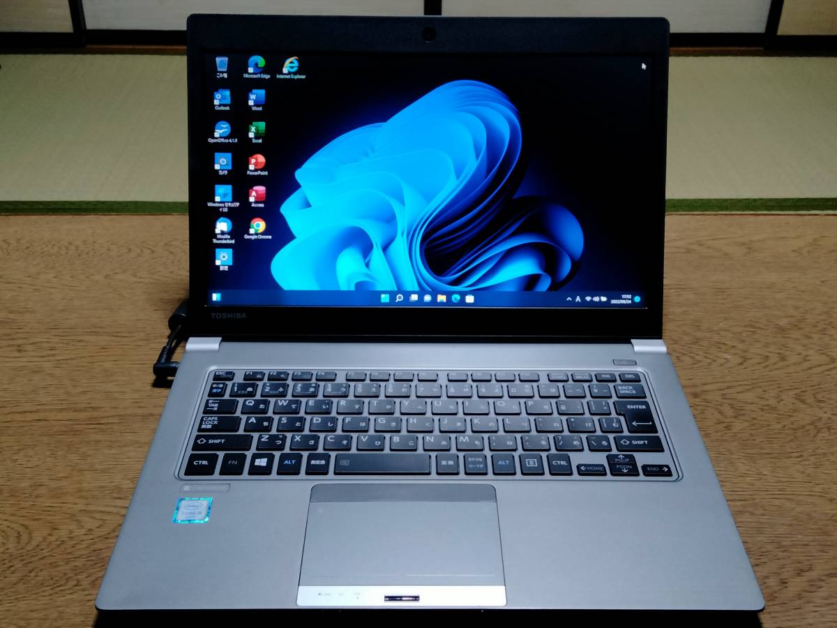 TOSHIBA Dynabook R644/K Core i5-4300U / RAM 4GB / SSD 128GB