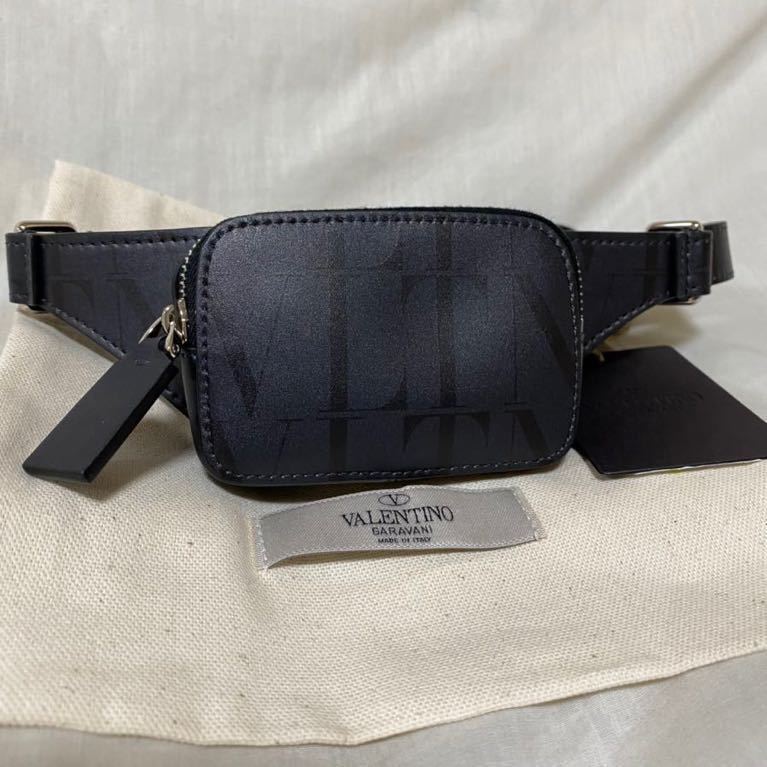 新品 本物 正規品 ヴァレンティノ メンズ レザー ボディバッグ 黒 VLTN