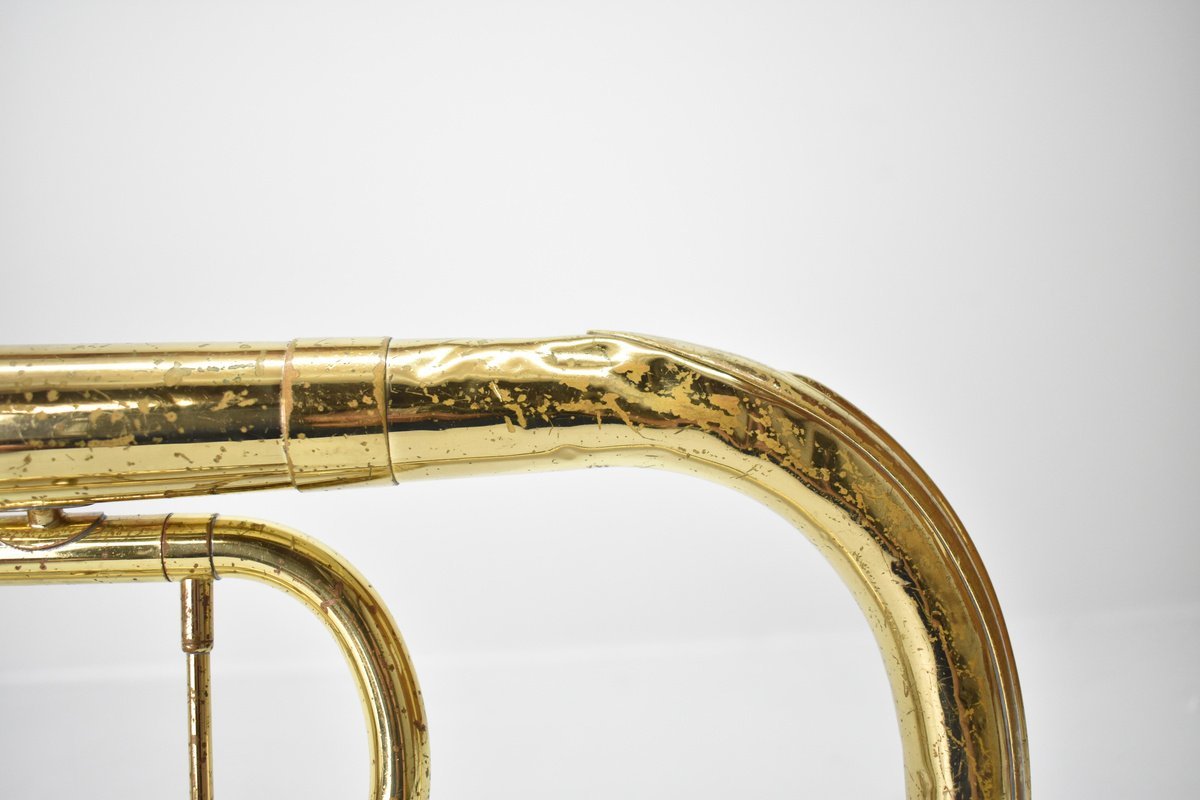 新品，最新作 ヤマハ アルトホルン YAH-201 ハードケース付き [YAMAHA