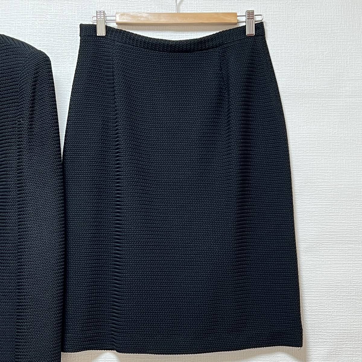 即決 イタリヤ 伊太利屋 レディース セットアップ 黒 サイズ１１ レターパック可 (763990) 伊太利屋 イタリヤ - セットアップの人気アイテム 伊太利屋（レディース）のフリマアイテム一覧 スーツの人気アイテム