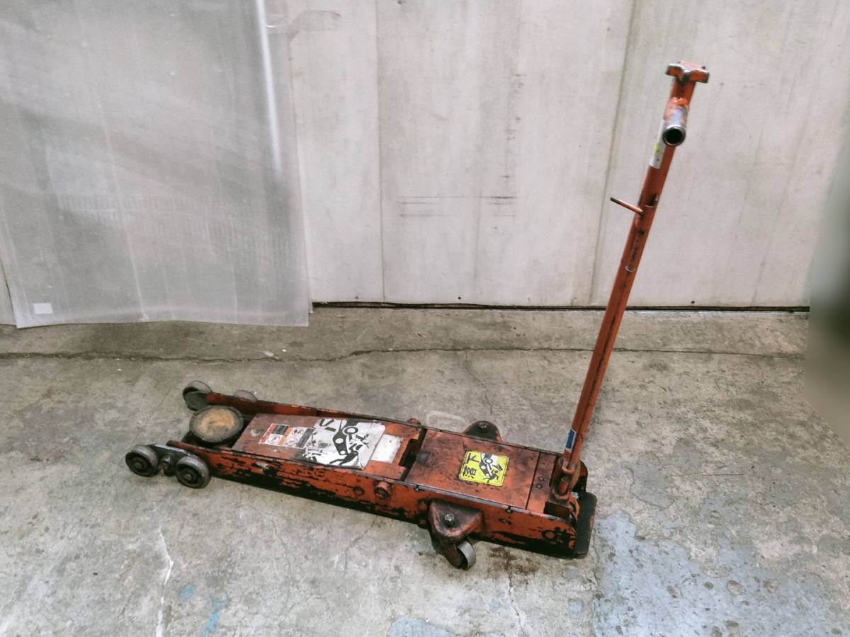 長崎製 エアージャッキ① 1.8トン 中古