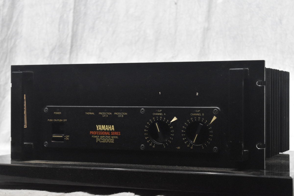 YAMAHA ヤマハ パワーアンプ PC2002 ジャンク PC2002 パワーアンプ