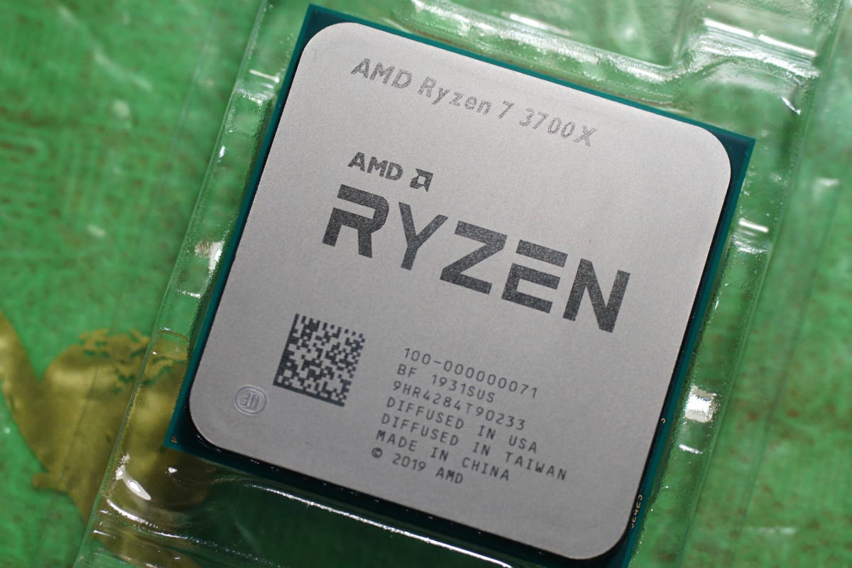 AMD 0 3700X Ryzen Unlocked Desktop 16-Thread Wraith Prism 8-Core