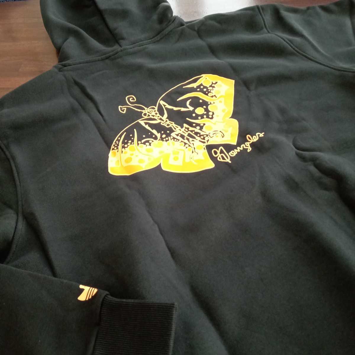 正規品，大人気 アディダスオリジナルス adidas シュムーフォイル メンズ パーカー XO 2XL.3L マーク ゴンザレス 黒 ブラック バックプリント(パーカ)｜売買されたオークション情報、yahooの商品情報をアーカイ 男性用