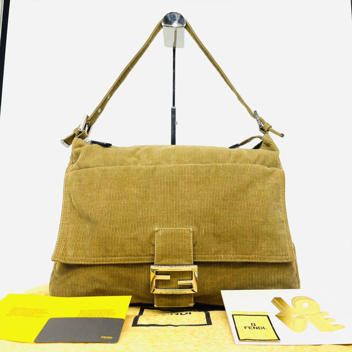 A4収納可 極 FENDI フェンディ マンマバケット コーデュロイ 