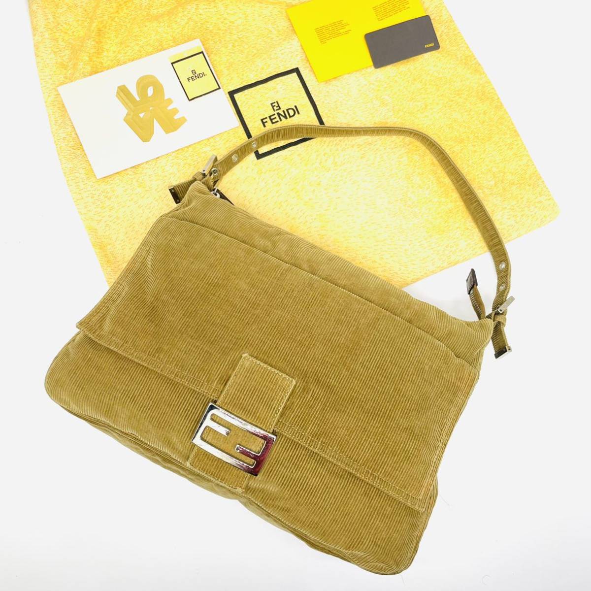 A4収納可 極 FENDI フェンディ マンマバケット コーデュロイ 