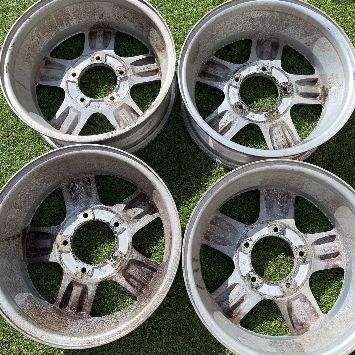 じジムニー JB23 純正アルミホイール ホイール 自動車、オートバイ