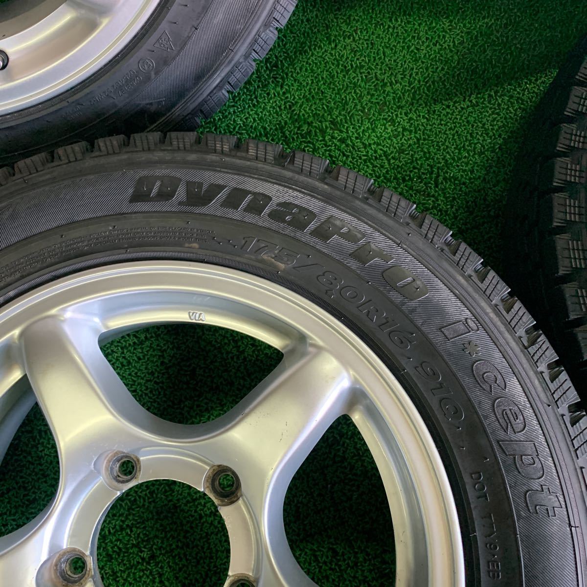 溝ありスタッドレス 175/80R15 ハンコック スズキジムニー専用！JA11