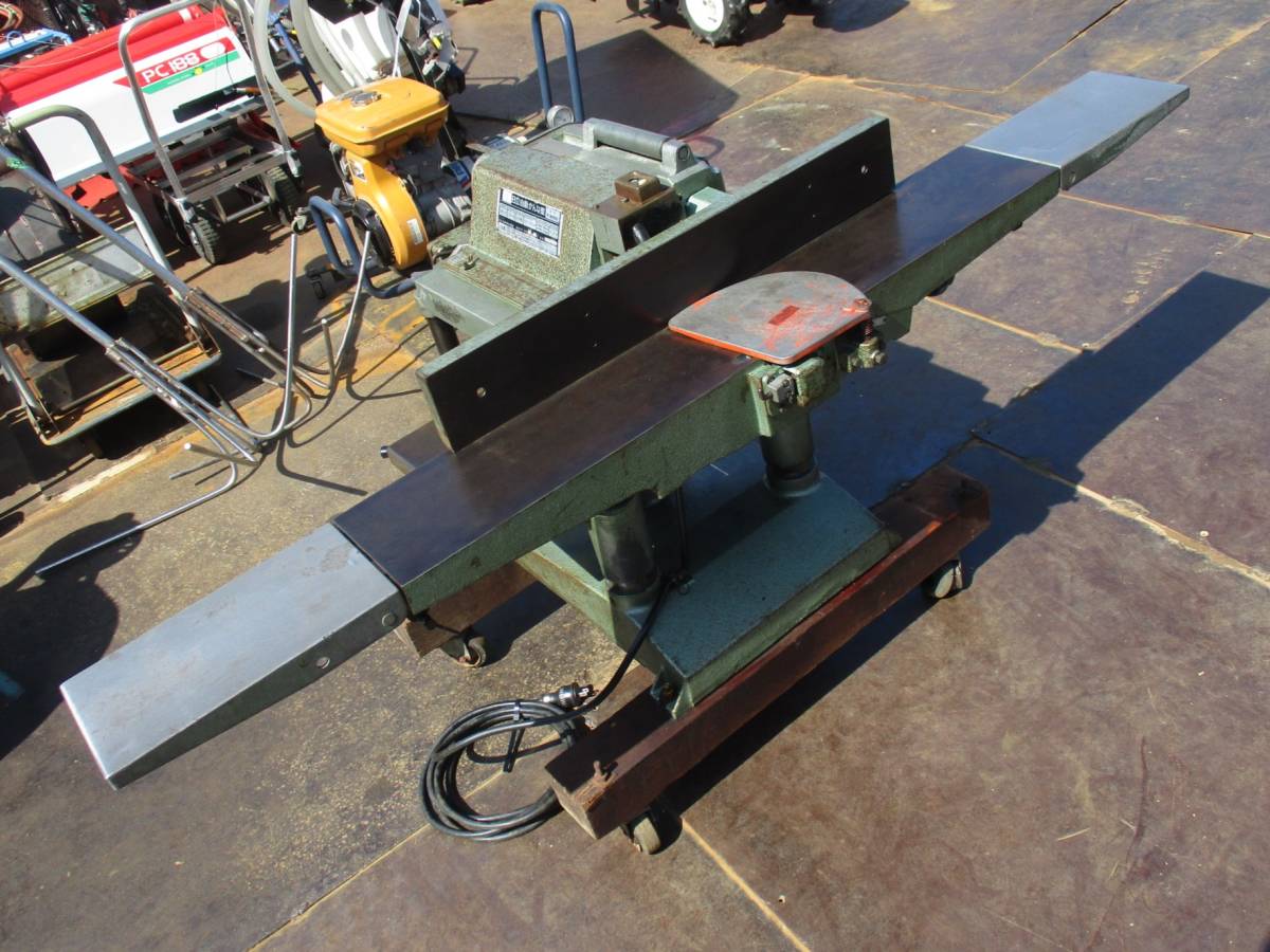 日立 自動かんな盤 F-1000 自動幅306mm 手押し幅160mm 最大切込量3mm 