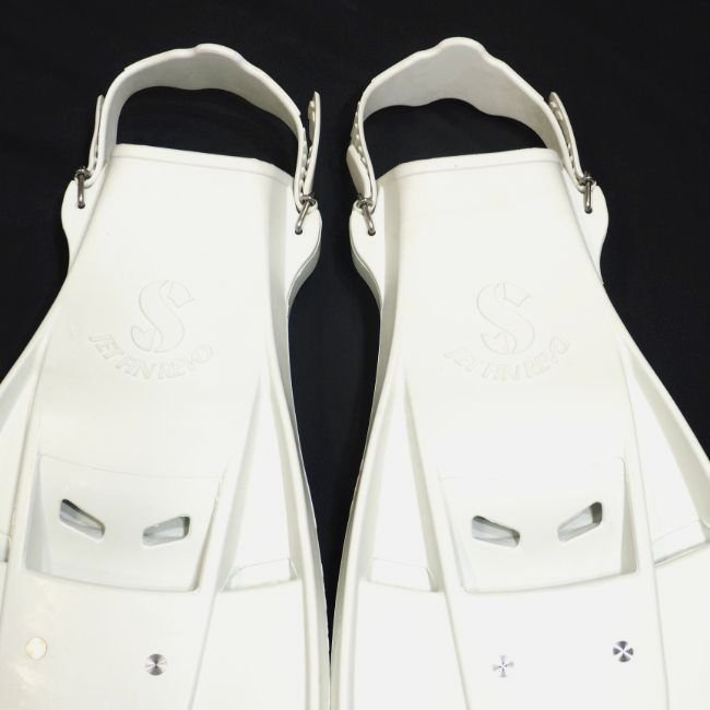 ジェットフィン レボ スキューバプロ レギュラーサイズ(25-27cm SCUBAPRO レギュラー REVO FIN JET 販売終了 レボ） Revo（ジェットフィン JETFIN Scubapro ジェット スキューバプロ（Ｓプロ）