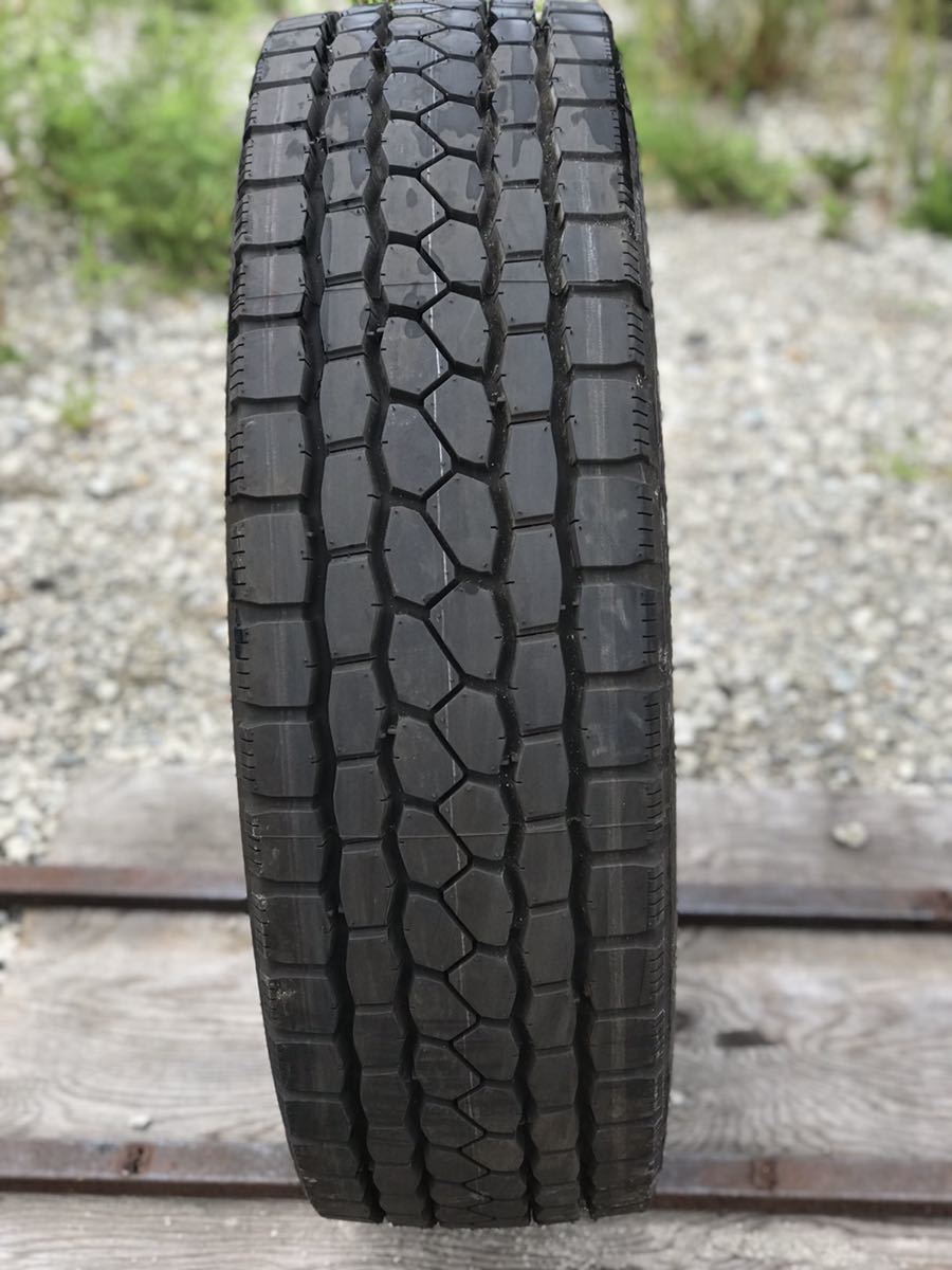 2089 ブリヂストン　245/70R19.5 新古タイヤ1本