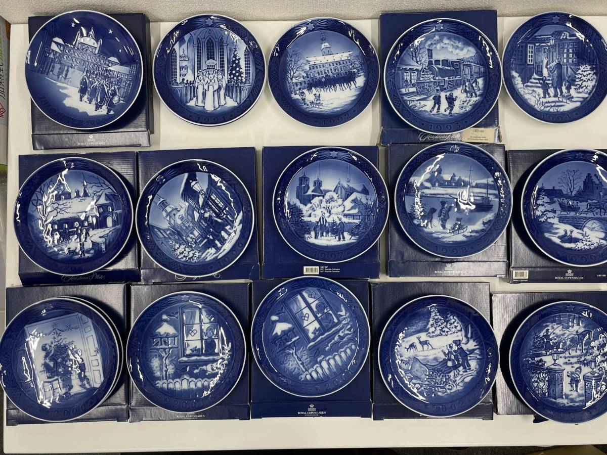 【新品，限定セール】 49611 ROYAL COPENHAGEN ロイヤルコペンハーゲン イヤープレート 1990年 2003年 ビングオーグレンダール 2枚セット 現状品 お皿(ロイヤルコペンハーゲン)｜売買されたオークション情報、yahooの商品情 ロイヤルコペンハーゲン
