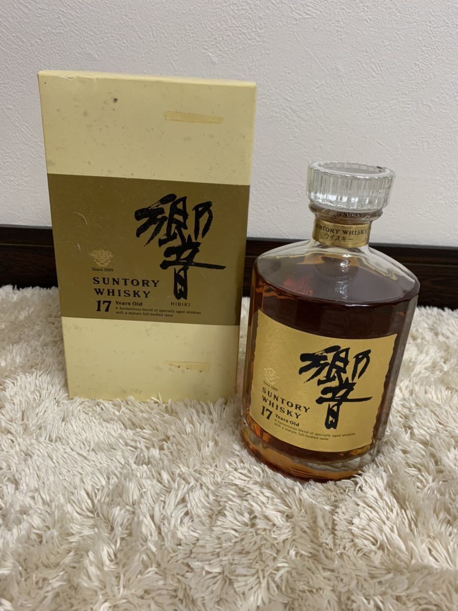  サントリーウイスキー 響 １７年 ７５０ｍｌ 箱付き ゴールドラベル 古酒 ラスト１本(日本)｜売買されたオークション情報、yahooの商品情報をアーカイブ公開 - オークファン 日本