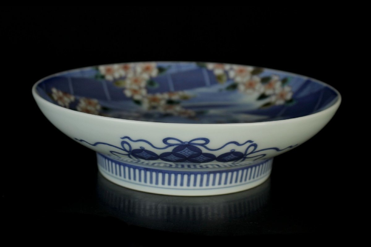 董芸】江戸時代 色鍋島 桜波図 櫛高台皿 径20cm 蔵出品 [109195