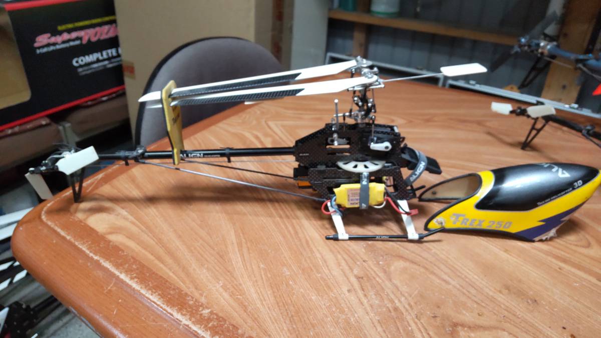 TREX 450と250 4機 0 Align 1 AIR-RC – DS450⁄455
