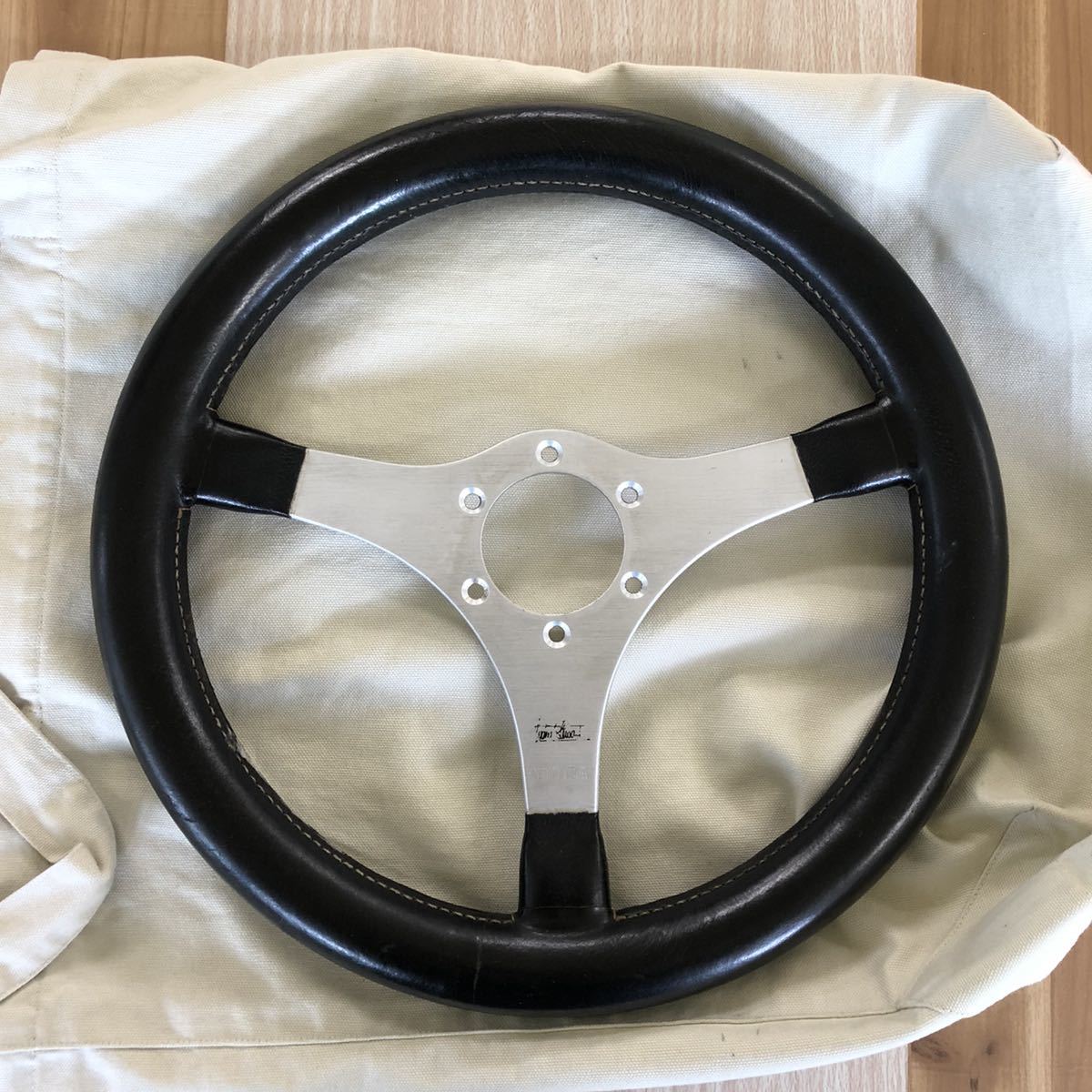 momo モモ ジャッキースチュワート ステアリング 旧車 当時物 パーツ