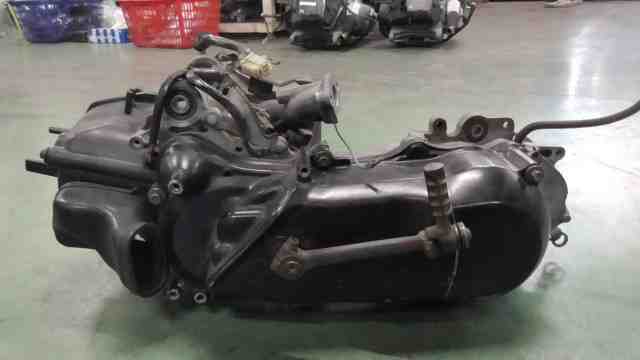 ライブディオZX中期 AF35-2067xxx の エンジン *1665621953 中古