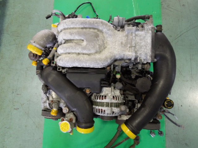 車 ロータリーエンジンFD3S型 観賞用