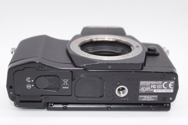 OLYMPUS OM-D E-M5 ボディ ジャンク 不動 通電しない オリンパス