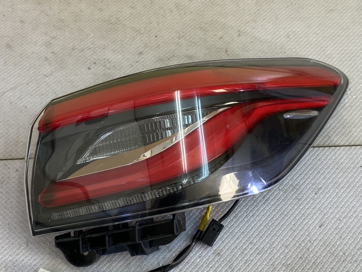 クラウン ARS220 LED 81561-30E62 L76749 ARS220⁄GWS224⁄AZSH20 ARS220