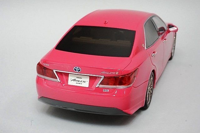 トヨタ クラウン ハイブリッド アスリート G ピンク 1/18 サムライ 京