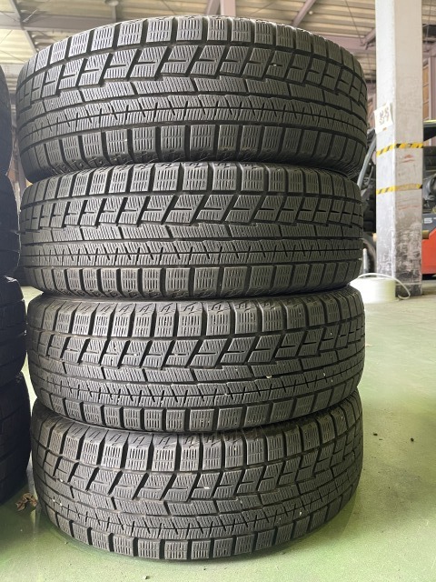 バリ山215&frasl;60R17 96Q・激安!!4本セット価格343 215⁄60r17 4