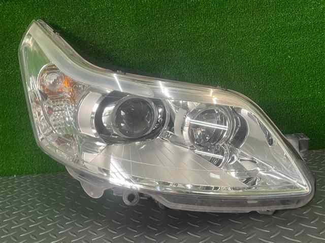 極上品 クラウン 210 前期 HIDライト左右セット 品番（ KOITO 30-402