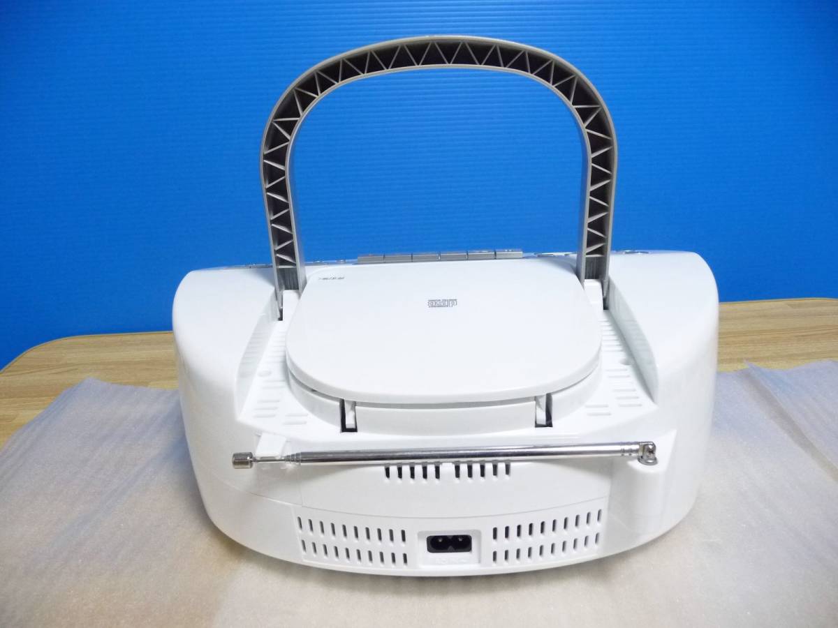 ◇展示概ね美品 東芝 TOSHIBA CDラジカセ TY-CDH7(W) [CD/カセット/FM・AM/