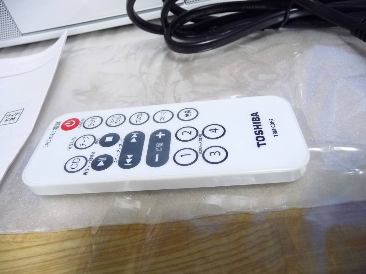 ◇展示概ね美品 東芝 TOSHIBA CDラジカセ TY-CDH7(W) [CD/カセット/FM・AM/