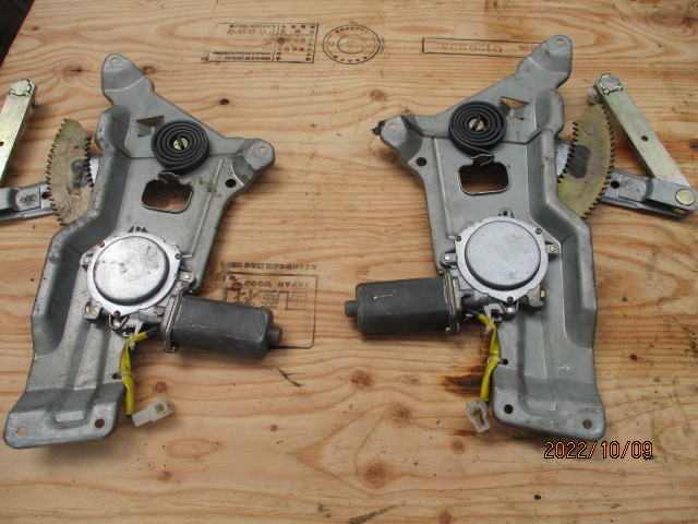 setoさん　ヴィヴィオ　スプリング　リヤ VIVIO ヴィヴィオ T-Top KY3 リアガラスを開閉するモーター ヴィヴィオ