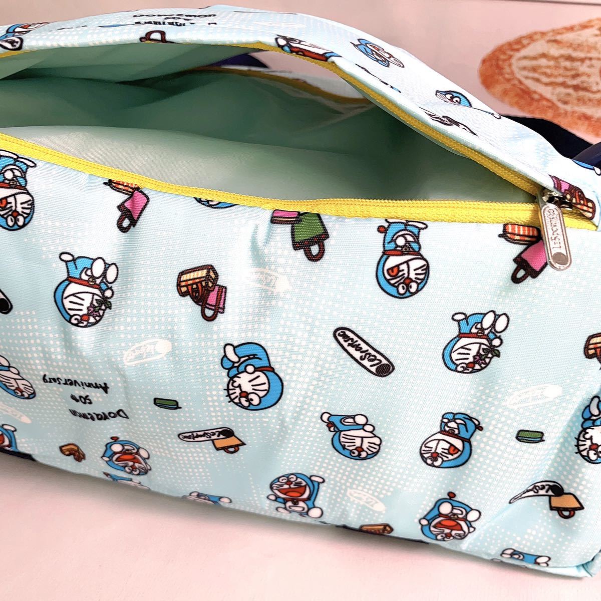 LeSportsac 50thドラえもん ボストンバッグ 新品 LeSportsac 50thドラえもん ボストンバッグ 【公式ショッピングサイト】