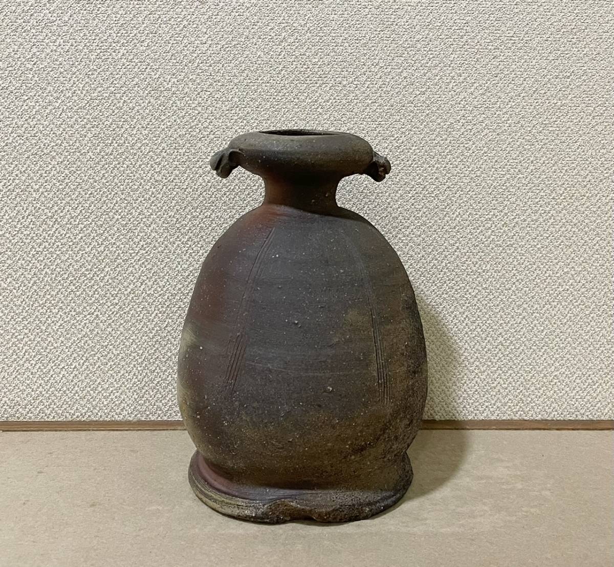 小西陶蔵 備前花入 共箱 栞 小西陶蔵