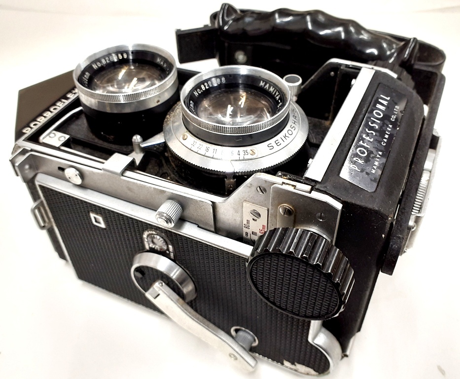 ☆MAMIYA/マミヤ C3 PROFESSIONAL グリップ付 二眼レフ＋MAMIYA-SEKOR