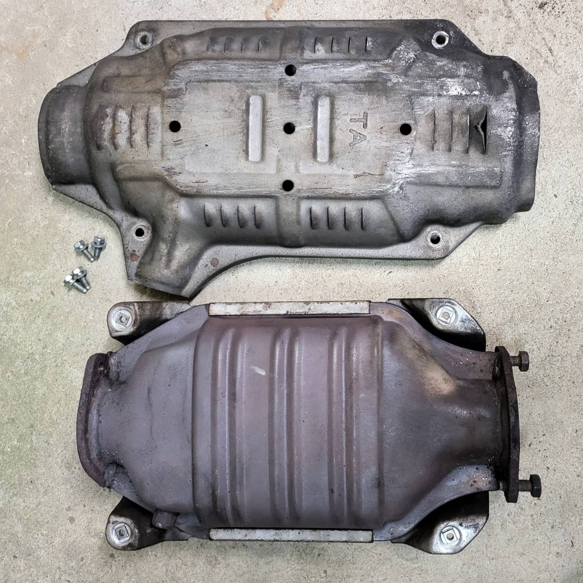 日産純正 フェアレディZ Z31触媒 ダミー触媒 HZ31 HGZ31 PZ31 PGZ31
