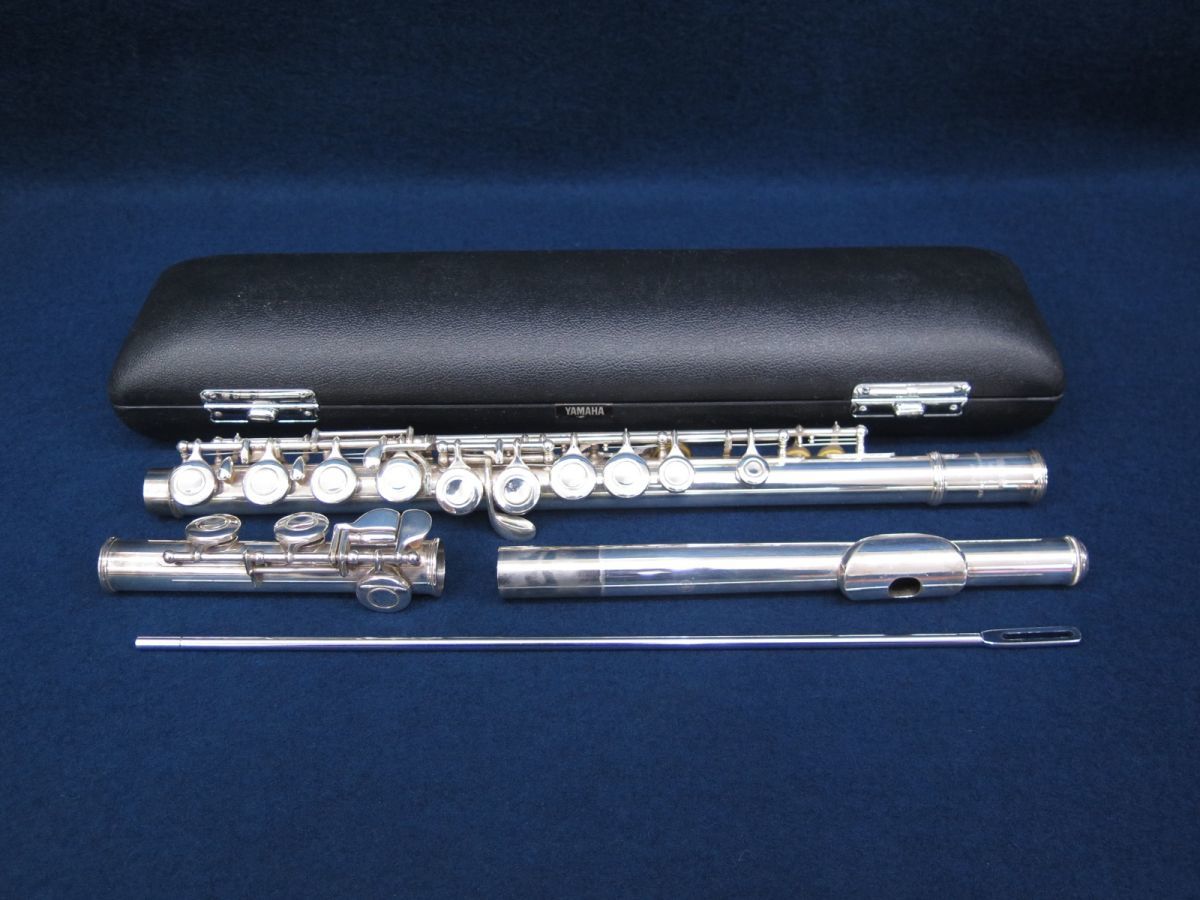 ☆フルート YAMAHA YFL211S 113291 ケース付☆キイの動作未確認