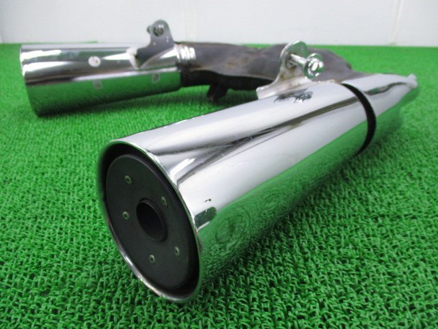 ヤマハ　V-MAX　純正　マフラー　1UT-14711　中古品 ヤマハ発動機 V-MAX サイレンサーマフラー 1UT ヤマハ 純正 中古