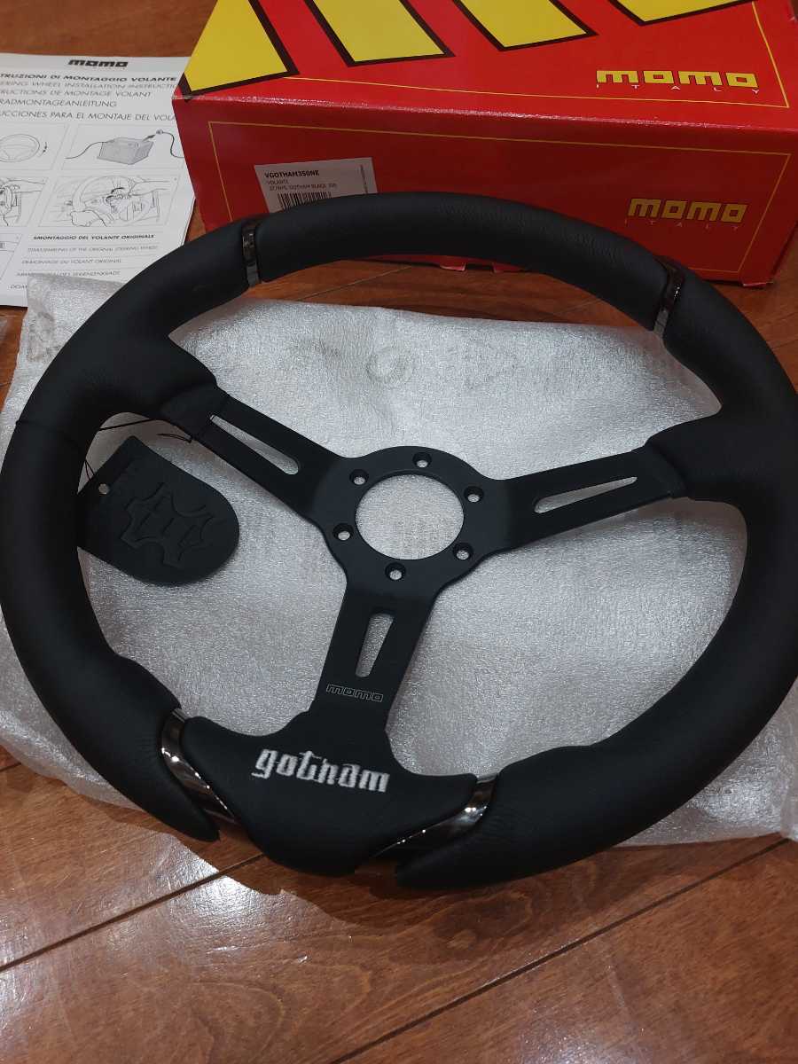 新品 MOMO モモ ゴッサム gotham ステアリング ハンドル MOMO 35Φ
