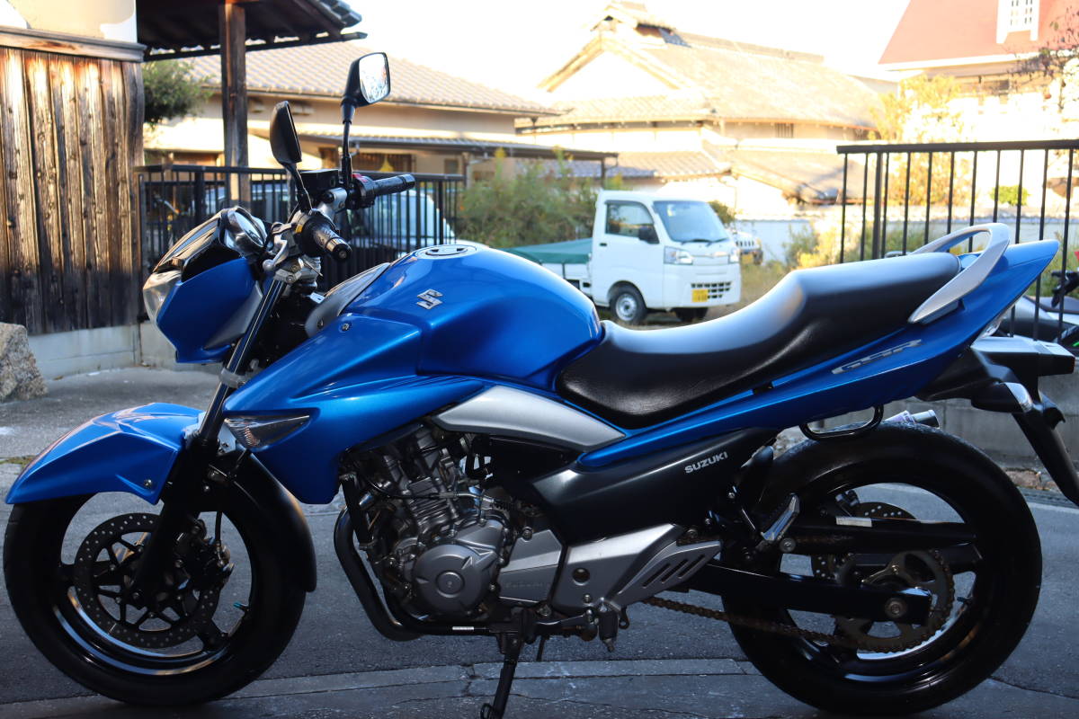 売れ筋 希少 ☆GSR250☆リアライズマフラー☆快調！セル一発☆外装良好